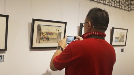 アップルから首位奪還か 折りたたみ&5Gスマホ市場が躍進