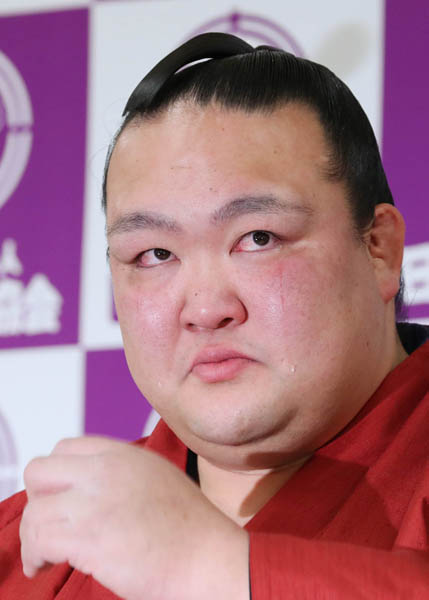 稀勢の里 引退の稀勢の里を支える 太いタニマチ と6000万円の退職金 格闘技 日刊ゲンダイdigital