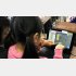 ソフトの使い方を子どもに聞くのも手か（Ｃ）共同通信社