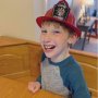 人々の琴線に触れた 9歳少年と心優しい消防士の“手話動画”