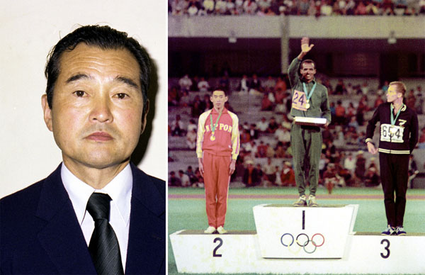 銀メダルの君原は東京五輪8位の借りを返した（金はＭ・ウォルデ＝エチオピア、銅はＭ・ライアン＝ニュージーランド）。左は君原を指導していた高橋進氏／（Ｃ）共同通信社