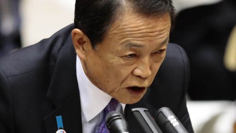 麻生氏ポロリ本音 “アベノミクス偽装”は「支持率のため」