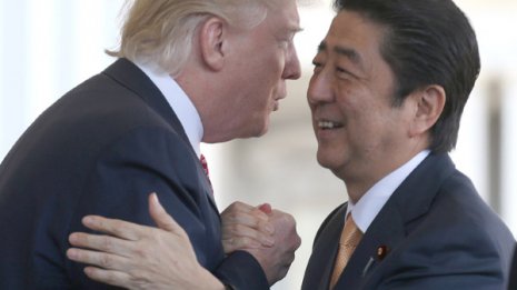 国内カジノは条件厳格 安倍首相がすがるトランプの“盟友”