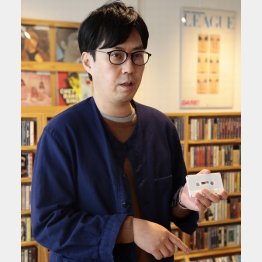日本で唯一のカセットテープ専門店「ｗａｌｔｚ」代表の角田太郎さん（Ｃ）日刊ゲンダイ