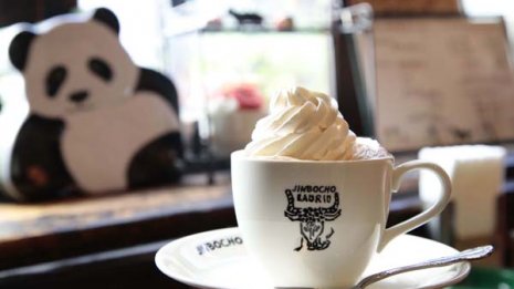 神保町「ラドリオ」初代店主の心配りが生きる路地裏の名店