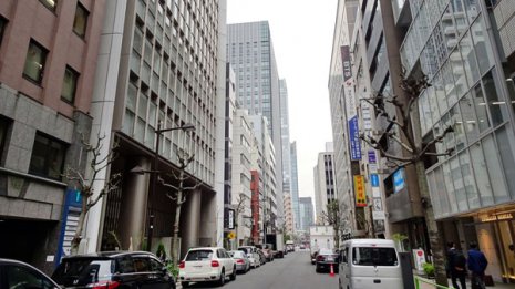 多くの人が経験 百貨店でアート作品を買うのは正解なのか