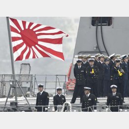中国・青島に到着した海自の護衛艦「すずつき」／（Ｃ）共同通信社
