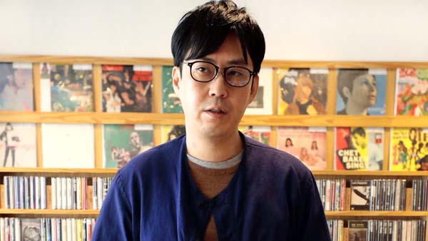 カセットテープ専門店「waltz」代表の角田太郎さん（Ｃ）日刊ゲンダイ