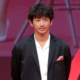 芸能界ファミリー新派閥「瑛太会」を悩ます“ボス”の酒癖