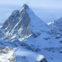 雪化粧したスイス「マッターホルン」を大迫力のまま収める