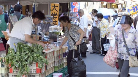 高齢者世帯「収入は年金のみ」が半数 生活苦も浮き彫りに