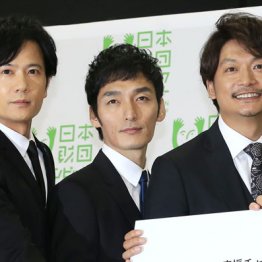 攻める「新しい地図」 破天荒アイドルBiSHと共演の皮算用