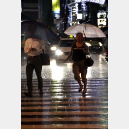 強い雨？激しい雨？（Ｃ）日刊ゲンダイ