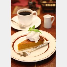 かぼちゃのケーキとブレンドコーヒー（Ｃ）日刊ゲンダイ