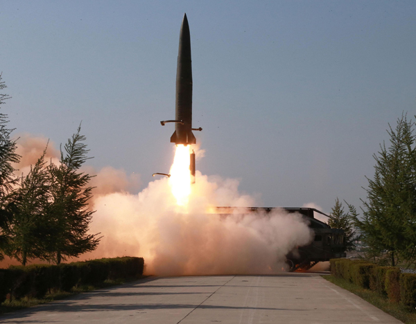 北朝鮮が5月9日に発射した短距離弾道ミサイル（Ｃ）朝鮮中央通信＝共同