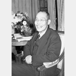 この夏、拝謁記が話題に（宮内庁長官だった頃の田島道治氏、1952年11月）／（Ｃ）共同通信社