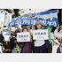 被災者はやりきれない思い（Ｃ）共同通信社