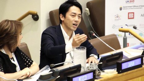 進次郎株ダダ下がり “ステーキ&セクシー”発言で笑い者に