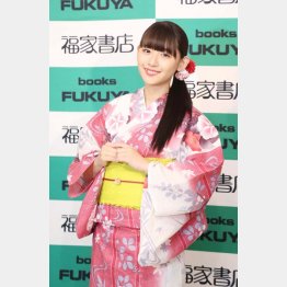 浅川梨奈（Ｃ）日刊ゲンダイ