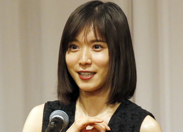 しゃべりも演技も好評なのに 松岡茉優に吹き始めた 逆風 日刊ゲンダイdigital