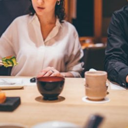 大手外食チェーンはダメなのに 高級店「5％還元」の不条理