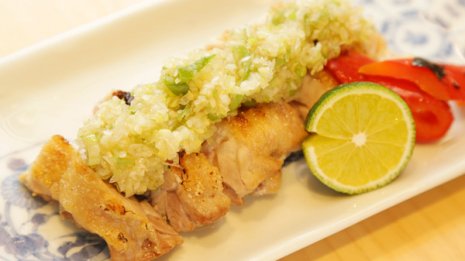 【鶏ネギの塩焼き】このタレだけでも十分「飲める」