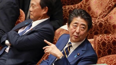 延期以前に問題山積 おぞましい「安倍内閣の教育再生」 