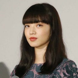 「閉鎖病棟」で激しい暴行シーンに挑戦した小松菜奈の今後