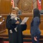 妊娠・出産を乗り越え弁護士に…宣誓式で判事が粋な計らい