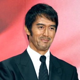 ファンほど違和感 「まだ結婚できない男」がくすぶる要因