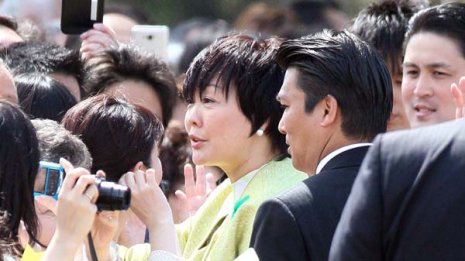 首相夫人まで私物化 桜を見る会に“聖心同窓会”アッキー枠