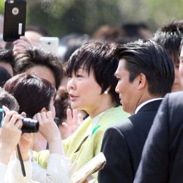 首相夫人まで私物化 桜を見る会に“聖心同窓会”アッキー枠