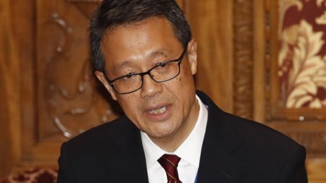 「桜の会」名簿廃棄 “順番待ち”シュレッダーに驚きの実力