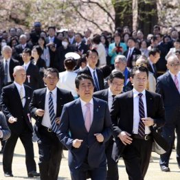 安倍首相がメディアと連続会食「桜を見る会」大炎上に焦り