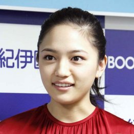 川口春奈“ジャンヌダルク”扱いも…代打出演で背負うリスク