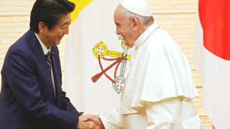 安倍最長政権「裏側の醜悪」 権力しがみつきで薄汚い手口