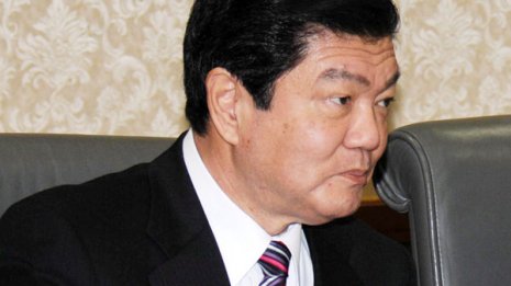 お粗末な安倍政権…違法献金・県職員動員の発覚相次ぐ