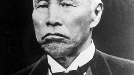 伊藤は相手を敵と判断するや徹底して追い詰める性格だった