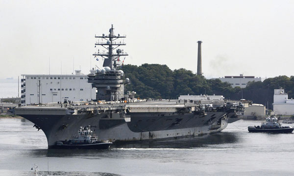 米海軍横須賀基地を拠点とする原子力空母ロナルド・レーガン（Ｃ）共同通信社