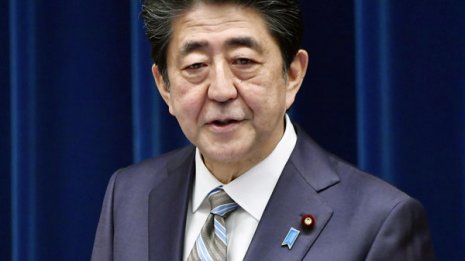 「閉会」は裏目に出る 支持率急落は「逃げているから」