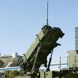 補正防衛費4200億円 年金支給減で過去最高の大盤振る舞い