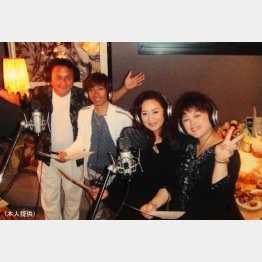 10年前のFMラジオ番組収録で。左から、伊丹幸雄、あいざき進也、あべ静江、一番右が本人・林寛子（提供写真）
