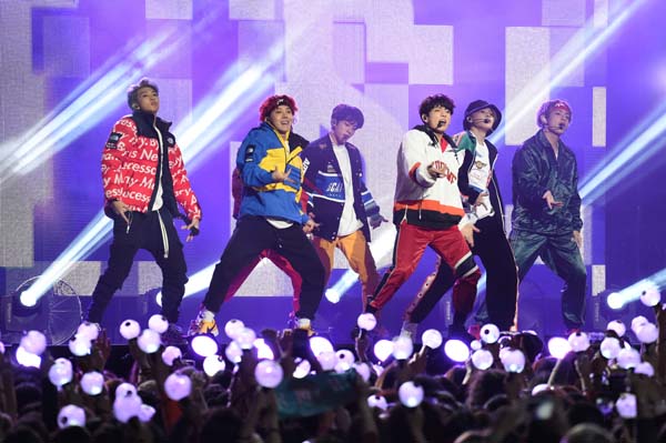 “K-POPアイドルの完成形”BTSのライブビューイングに潜入｜日刊ゲンダイDIGITAL