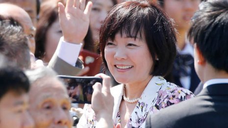 「桜」飲食提供の昭恵夫人“知人会社” 入札前に打ち合わせ