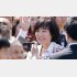 「桜を見る会」で出席者と歓談する昭恵夫人（Ｃ）日刊ゲンダイ