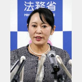 無知をさらした森法相（Ｃ）共同通信社