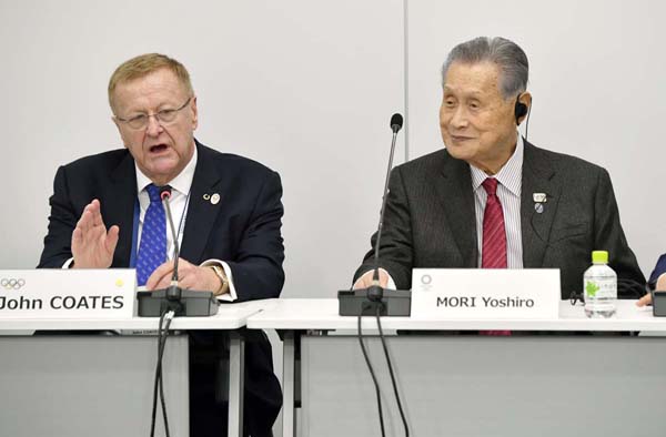 東京五輪・パラリンピック組織委員会の森喜朗会長（左）とＩＯＣコーツ調整委員長（代表撮影）