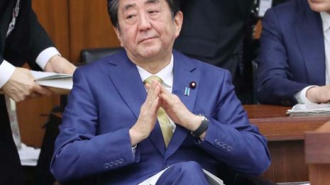 神頼みで打つ手なし 安倍政権が唯一できるのは五輪返上