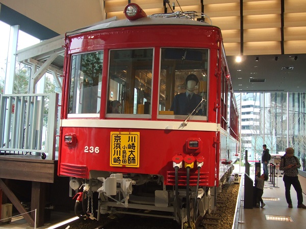 京急ミュージアムの保存車両デハ236（著者提供）