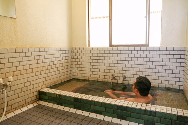 全国的には珍しい“個室風呂”（Ｃ）日刊ゲンダイ